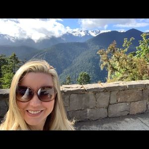 Meet your Posher, Teddie